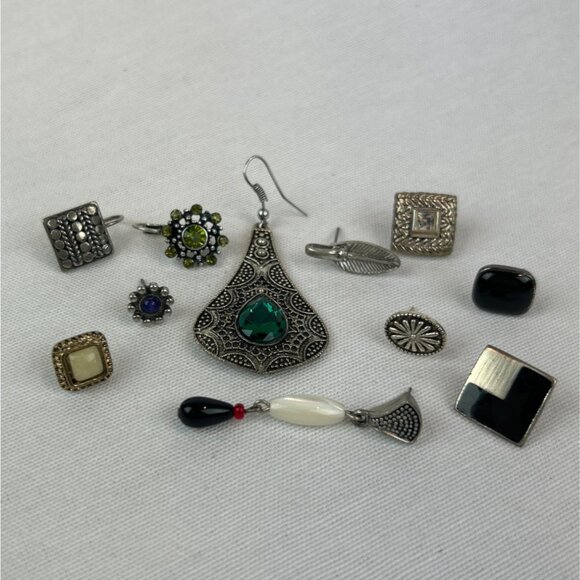 Unbranded Jewelry - Mixed Lot Of 11 Single Earrings Vintage Modern Silver Tone Metal Gemstone Accent
